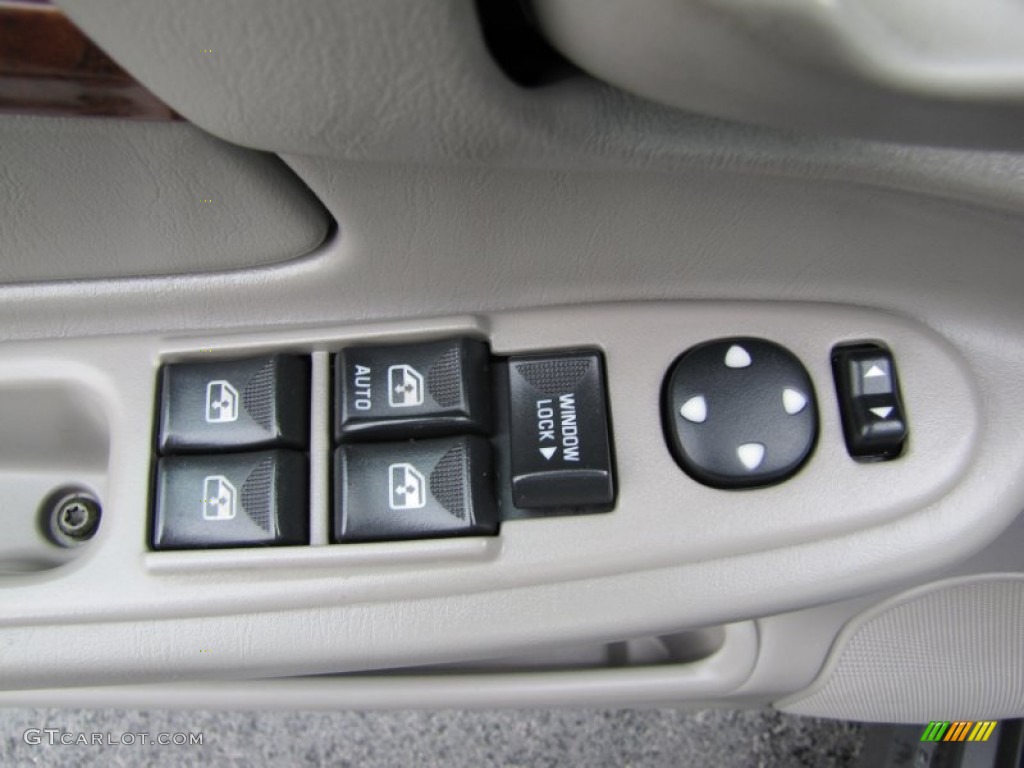 2003 Chevrolet Impala Standard Impala Model Controls Photo #72679324