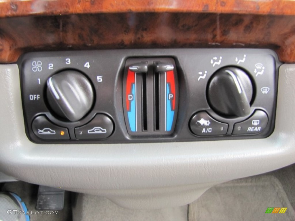 2003 Chevrolet Impala Standard Impala Model Controls Photo #72679444