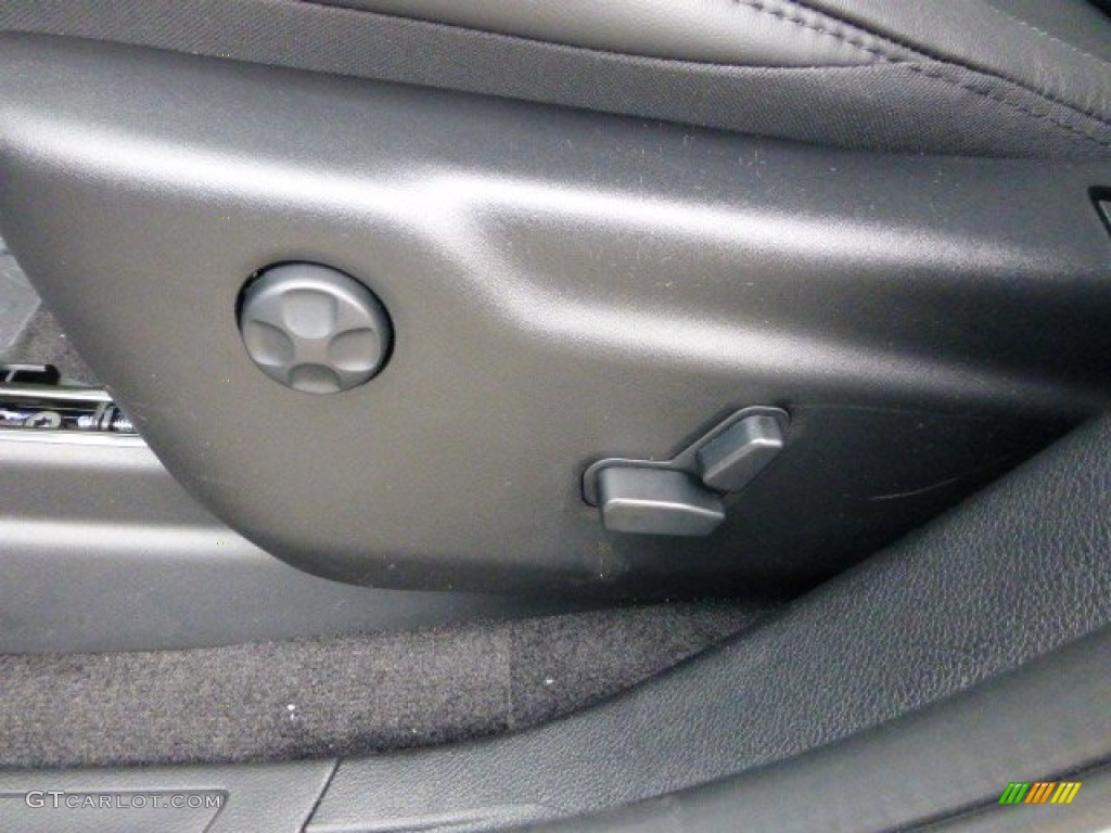 2013 Grand Cherokee Laredo X Package 4x4 - Winter Chill Pearl / Black photo #15