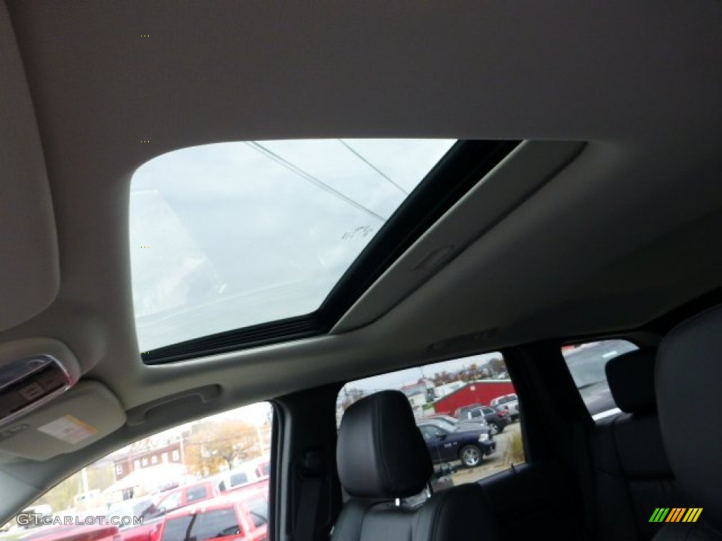 2013 Grand Cherokee Laredo X Package 4x4 - Winter Chill Pearl / Black photo #16