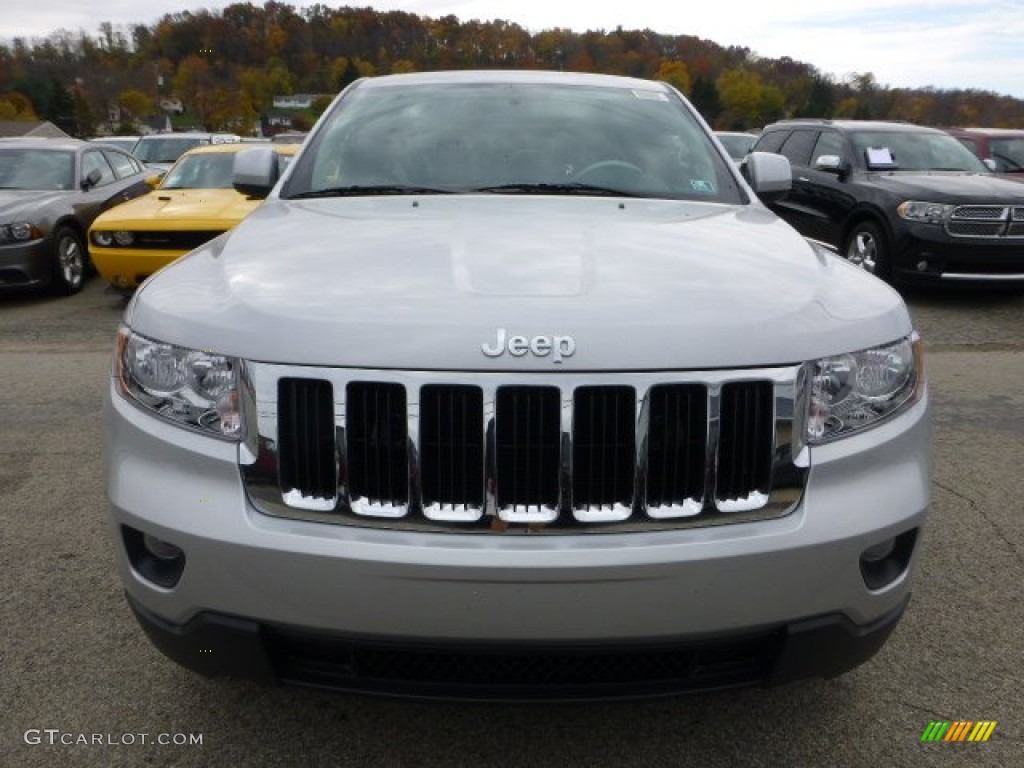 2013 Grand Cherokee Laredo 4x4 - Bright Silver Metallic / Black photo #8