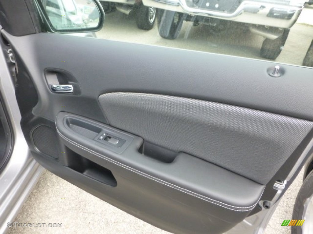 2013 Dodge Avenger SXT Black Door Panel Photo #72682307
