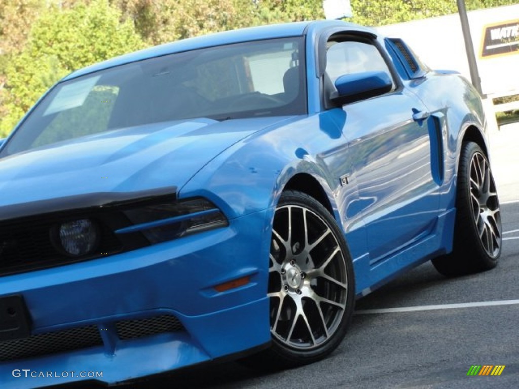2010 Mustang GT Premium Coupe - Grabber Blue / Charcoal Black photo #6