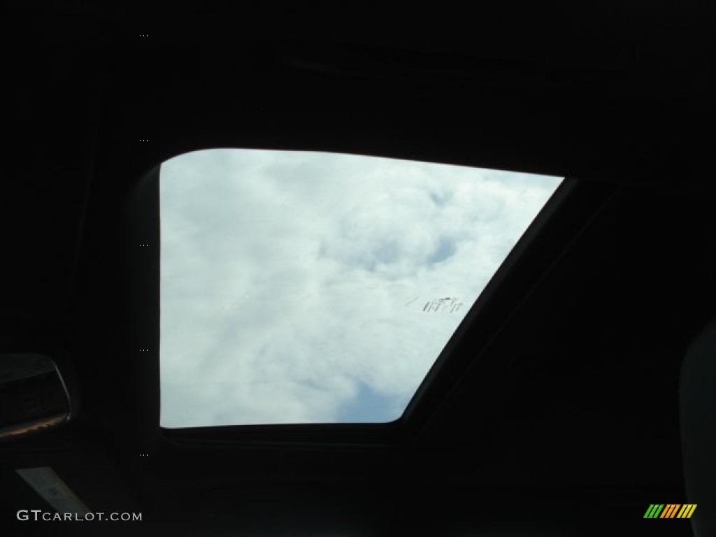 2013 Dodge Charger SXT AWD Sunroof Photos