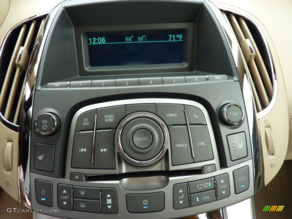 2010 Buick LaCrosse CXL Controls Photo #72683062