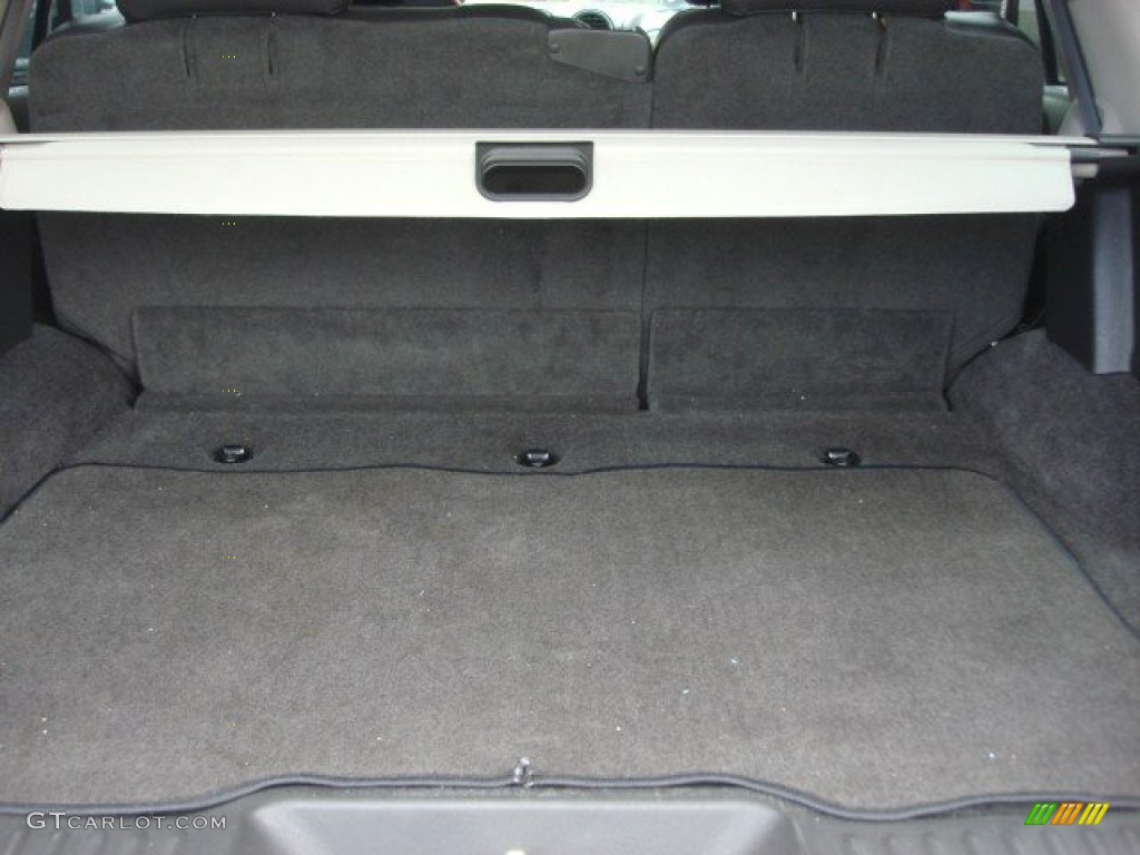 2009 GMC Envoy Denali 4x4 Trunk Photo #72683902