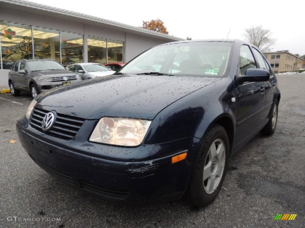 2002 Jetta GLS Sedan - Galactic Blue Pearl / Beige photo #3