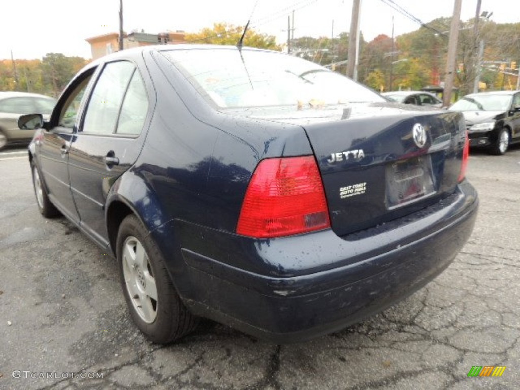 2002 Jetta GLS Sedan - Galactic Blue Pearl / Beige photo #6