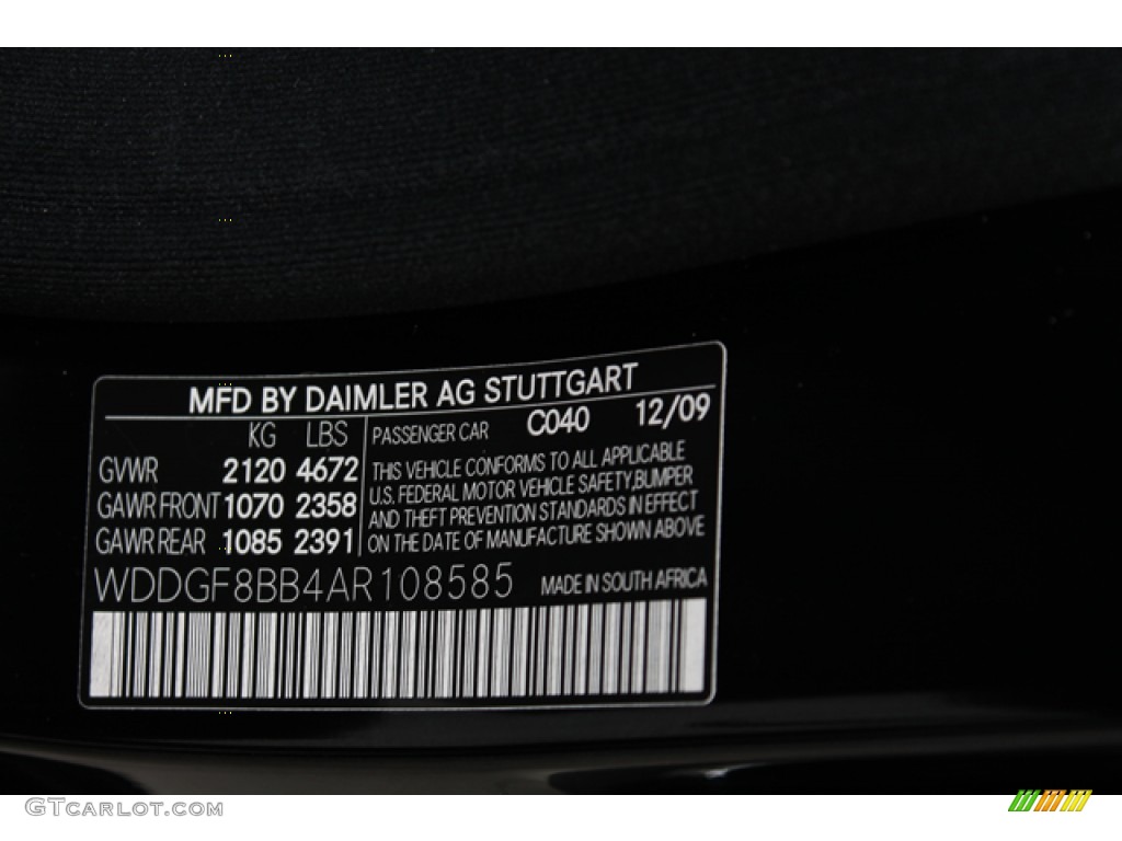 2010 C 300 Sport 4Matic - Black / Black photo #31
