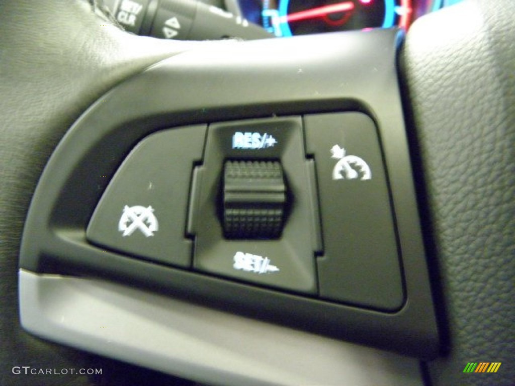 2013 Cruze LT - Summit White / Jet Black photo #17