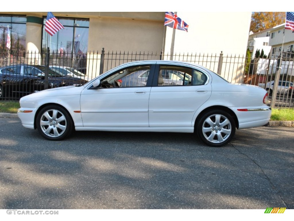 2006 X-Type 3.0 - White Onyx / Champagne photo #3