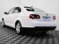 Candy White - Jetta SE Sedan Photo No. 2