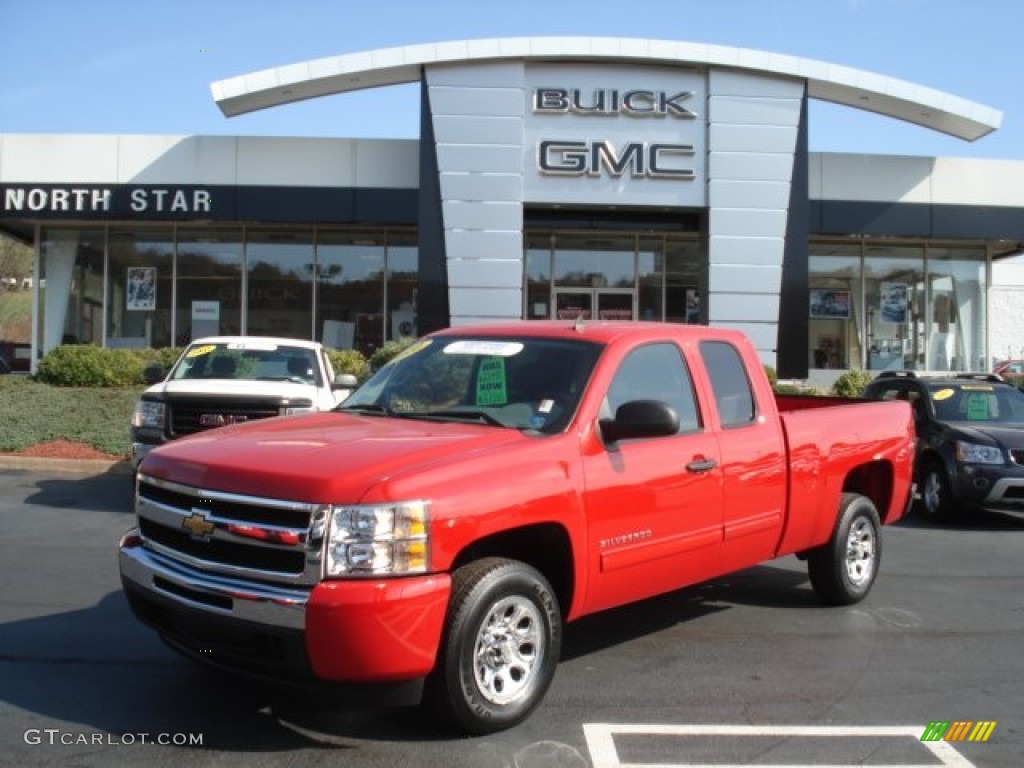 2010 Silverado 1500 LS Extended Cab - Victory Red / Dark Titanium photo #1