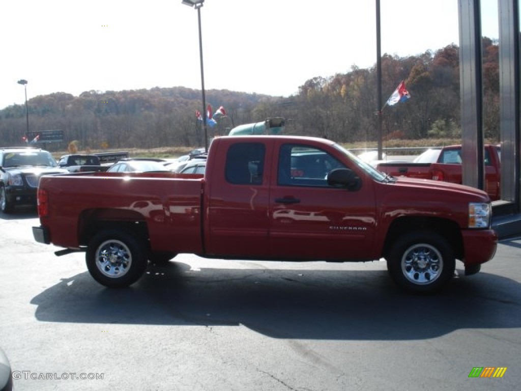 2010 Silverado 1500 LS Extended Cab - Victory Red / Dark Titanium photo #5