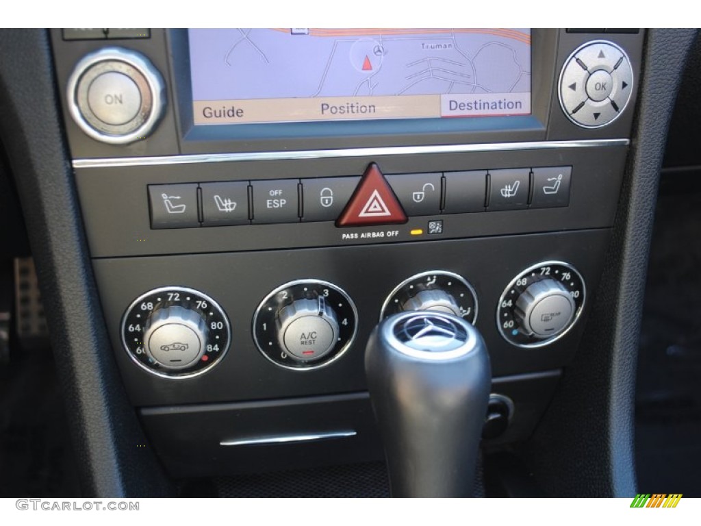 2009 Mercedes-Benz SLK 350 Roadster Controls Photo #72697153