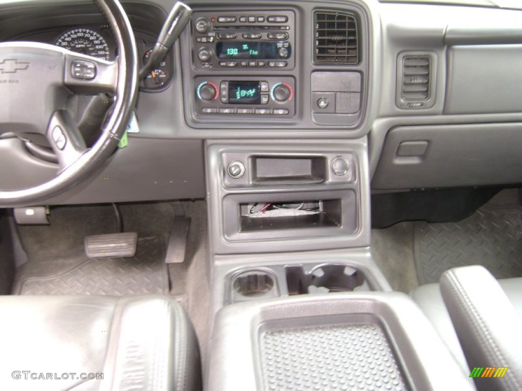 2006 Chevrolet Silverado 1500 LT Crew Cab 4x4 Dark Charcoal Dashboard Photo #72699256