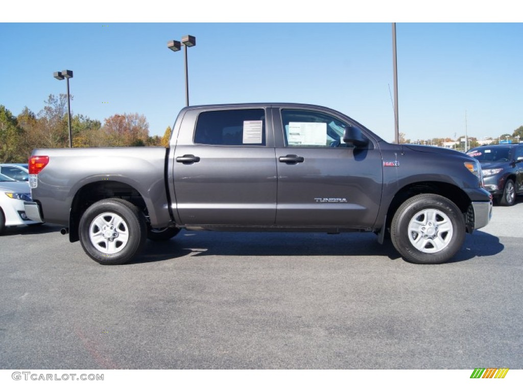 2013 Tundra CrewMax 4x4 - Magnetic Gray Metallic / Graphite photo #6