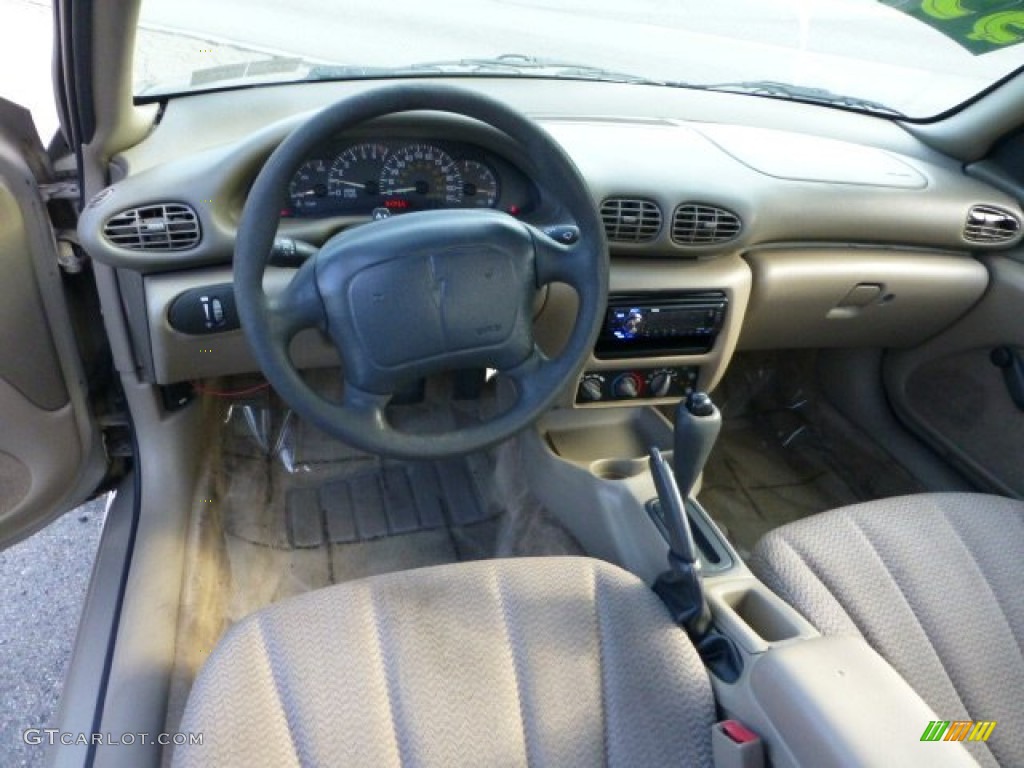 2000 Sunfire SE Sedan - Topaz Gold Metallic / Taupe photo #7