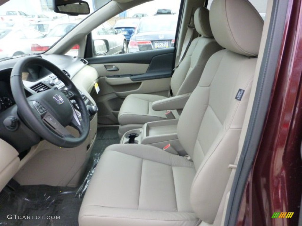 2013 Honda Odyssey Touring Front Seat Photos