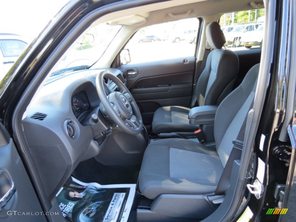 Dark Slate Gray Interior 2013 Jeep Patriot Sport Photo #72702874
