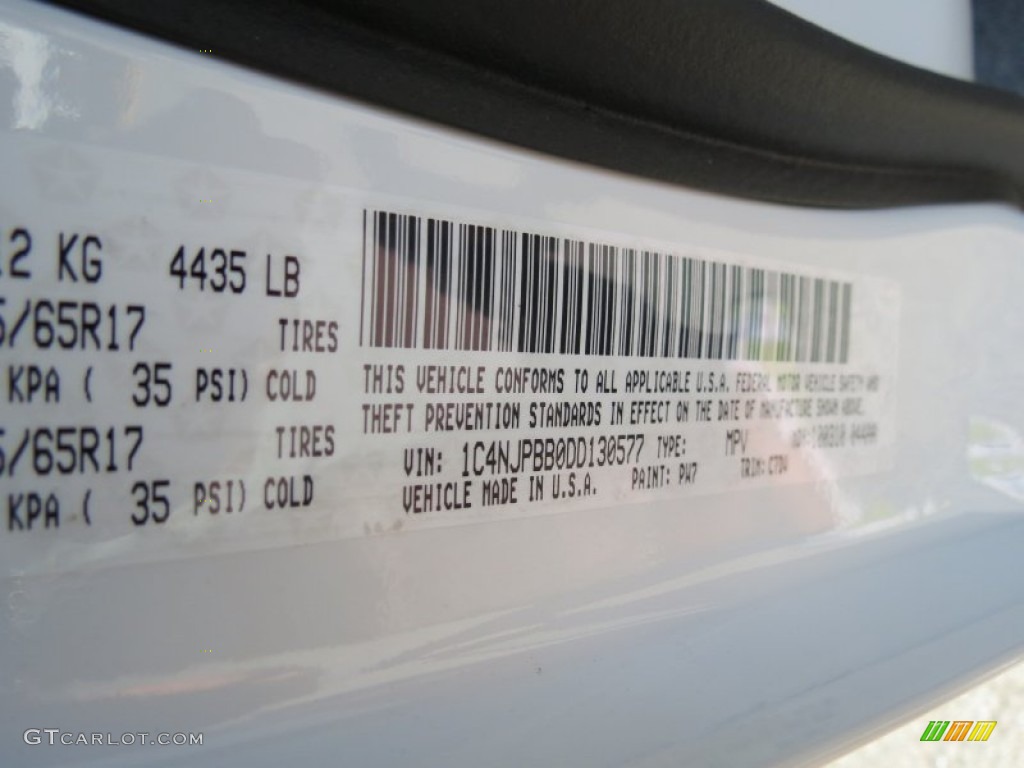 2013 Patriot Color Code PW7 for Bright White Photo #72703033
