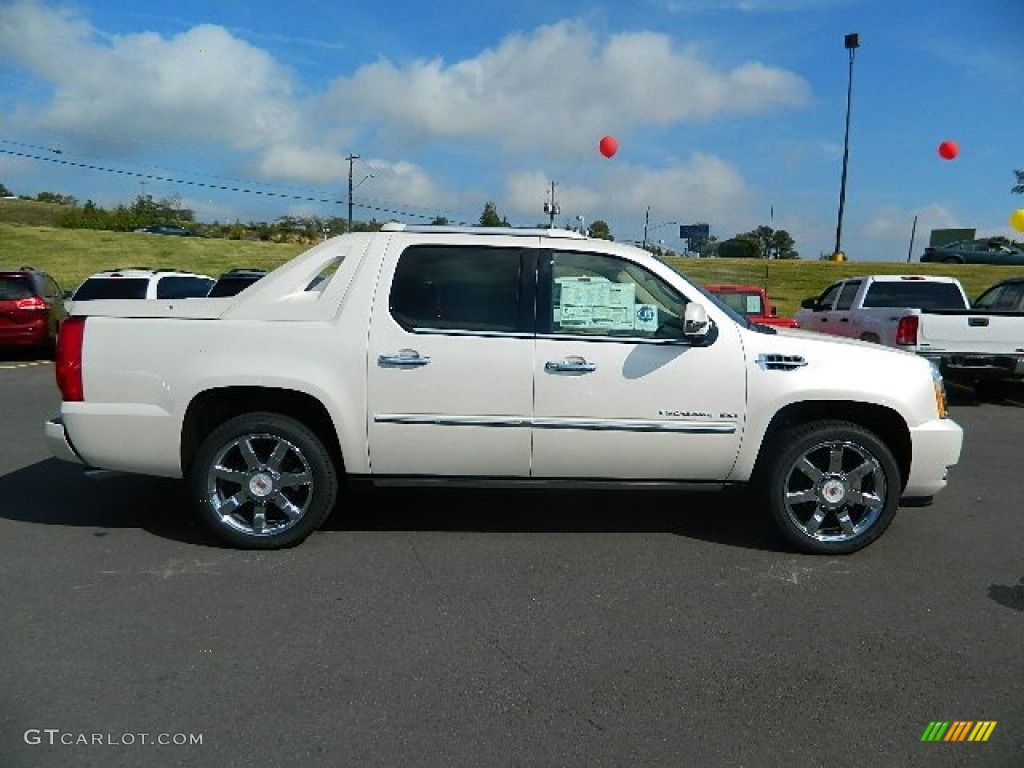 White Diamond Tricoat 2013 Cadillac Escalade EXT Premium AWD Exterior Photo #72703168