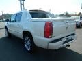 White Diamond Tricoat - Escalade EXT Premium AWD Photo No. 5