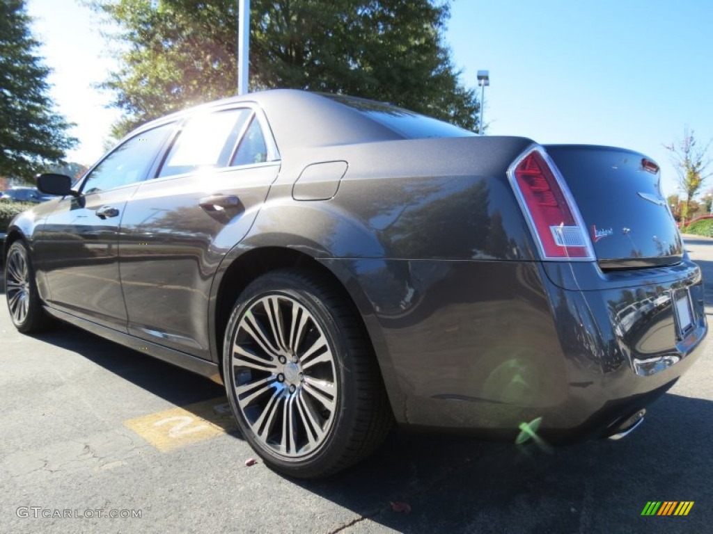 Granite Crystal Metallic 2013 Chrysler 300 S V6 Exterior Photo #72703471
