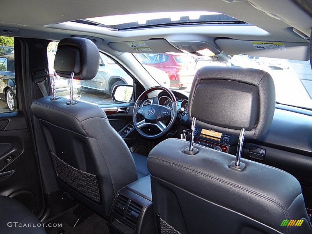2010 ML 350 - Black / Black photo #21