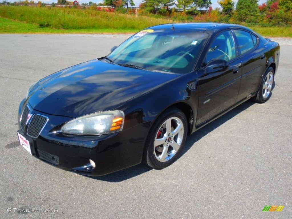 2005 Grand Prix GXP Sedan - Black / Ebony/Dark Pewter photo #1