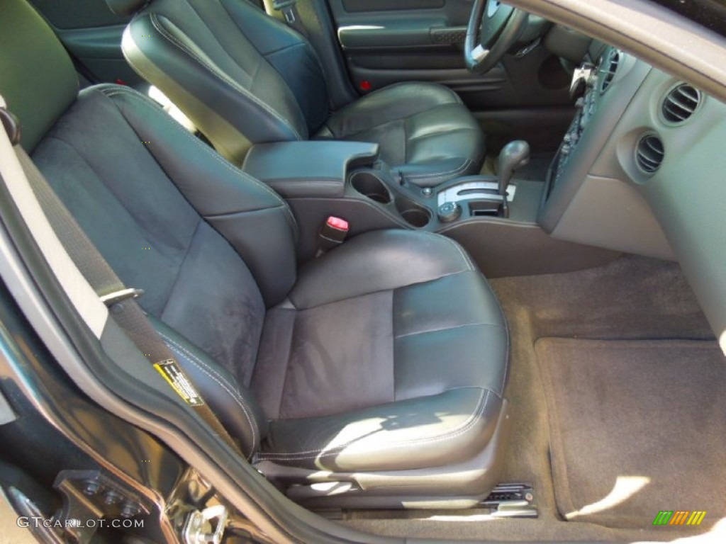 2005 Pontiac Grand Prix GXP Sedan Front Seat Photo #72707925
