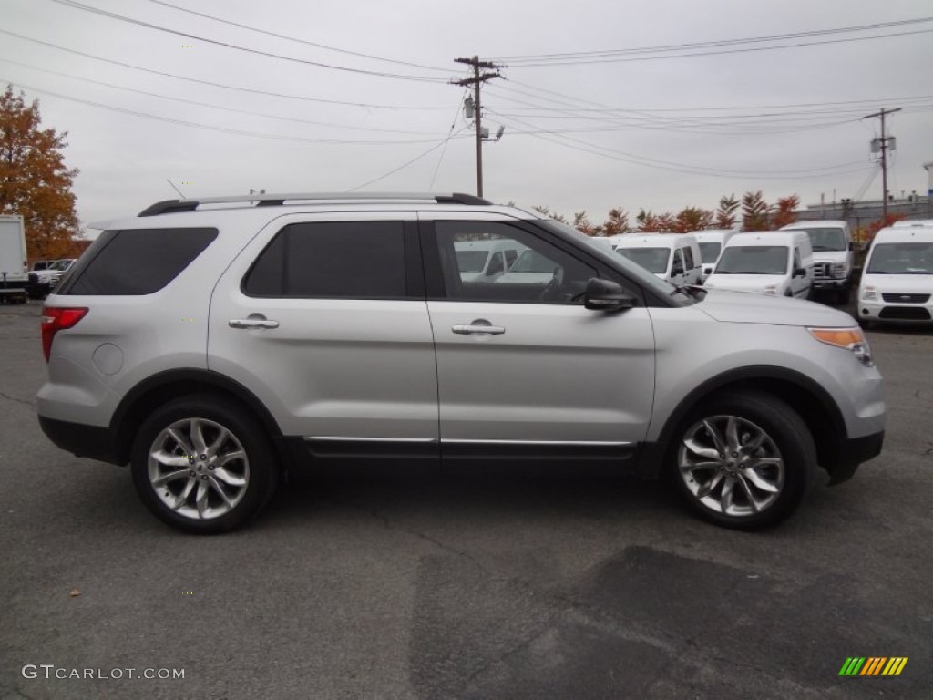 2012 Explorer XLT 4WD - Ingot Silver Metallic / Charcoal Black photo #4