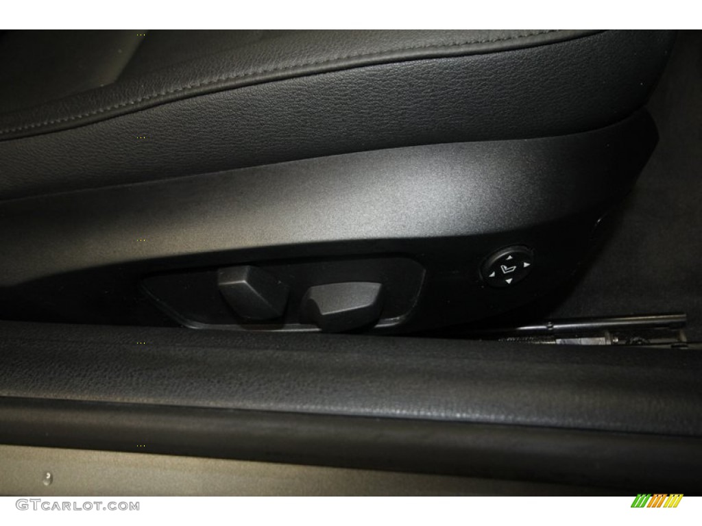 2011 Z4 sDrive30i Roadster - Space Gray Metallic / Black photo #30