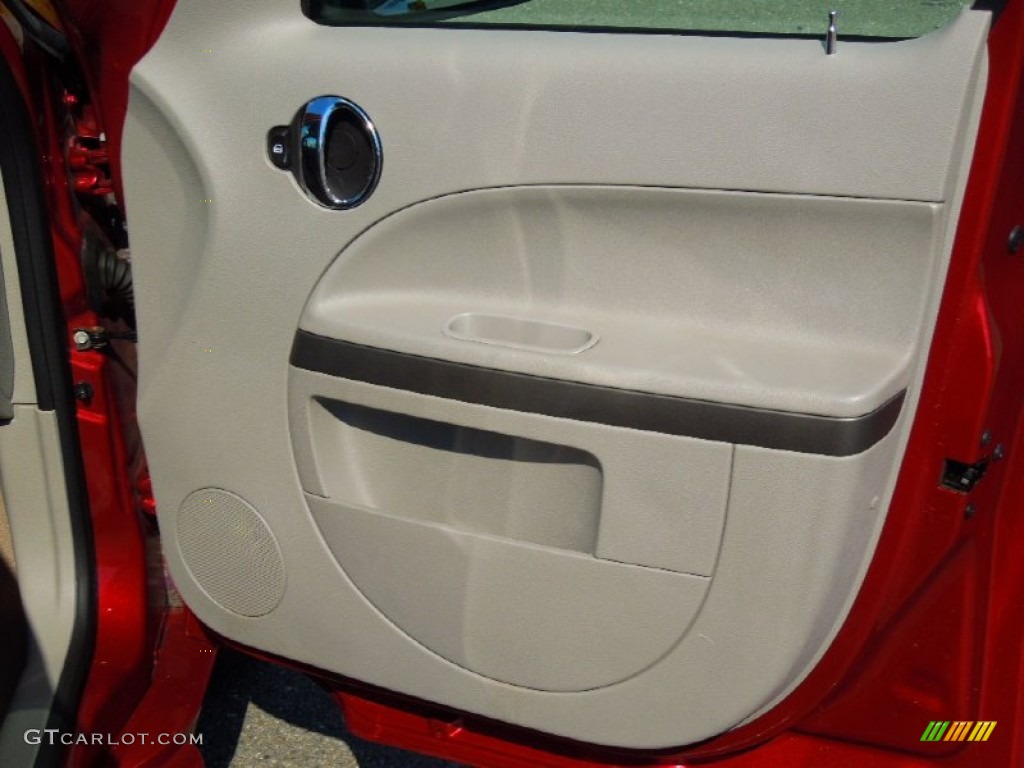 2008 Chevrolet HHR LT Door Panel Photos