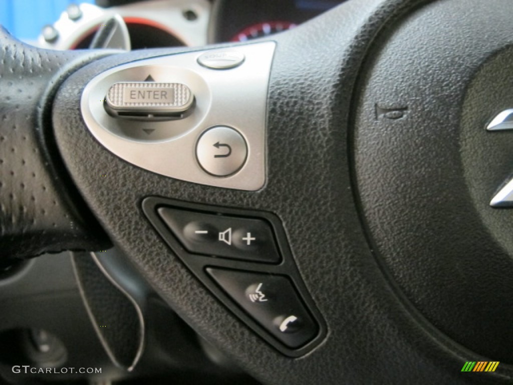 2009 Nissan 370Z Coupe Controls Photo #72714395