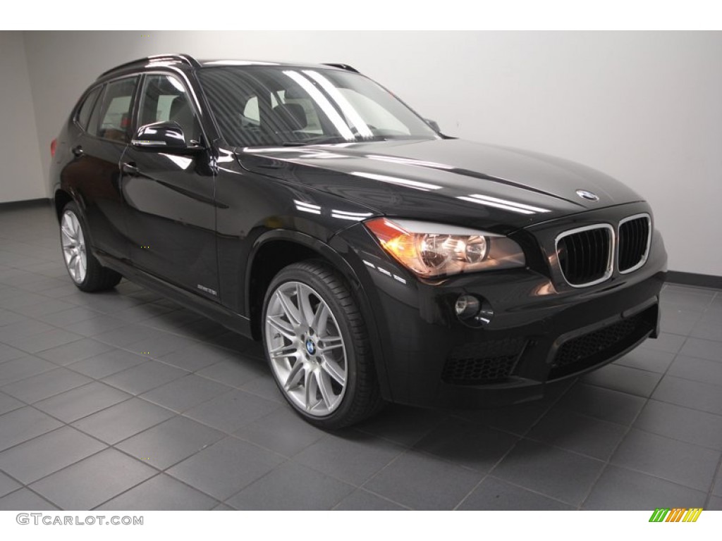 Black Sapphire Metallic BMW X1