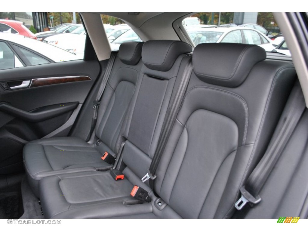 Black Interior 2010 Audi A4 2.0T quattro Sedan Photo #72715964