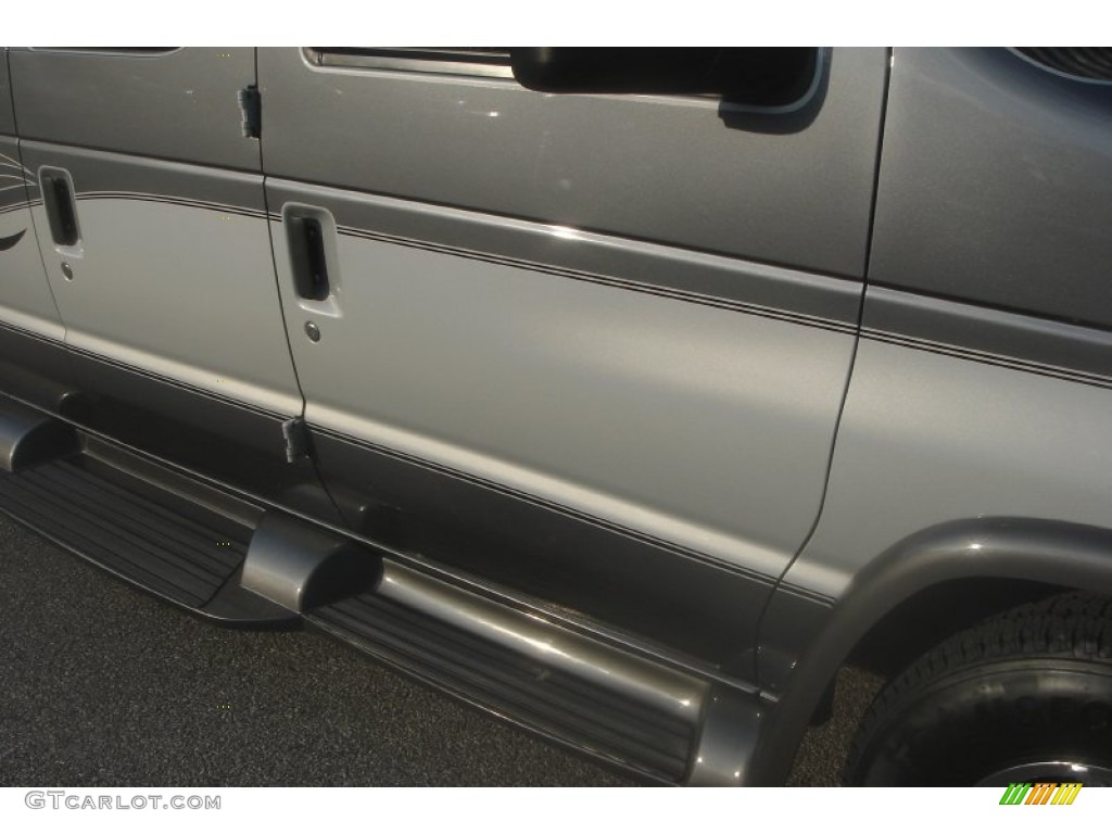 2008 E Series Van E350 Super Duty XLT 15 Passenger - Dark Shadow Grey Metallic / Medium Flint photo #5