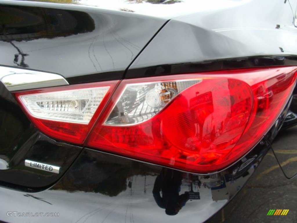 2011 Sonata Limited - Midnight Black / Black photo #23