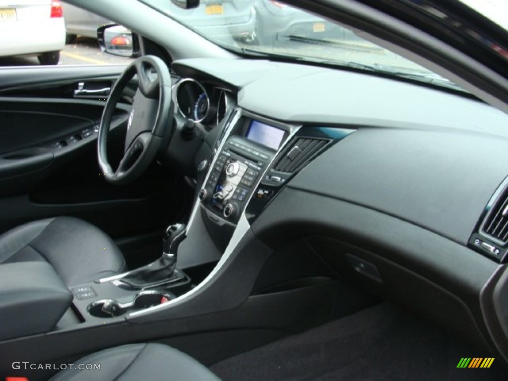 2011 Sonata Limited - Midnight Black / Black photo #26