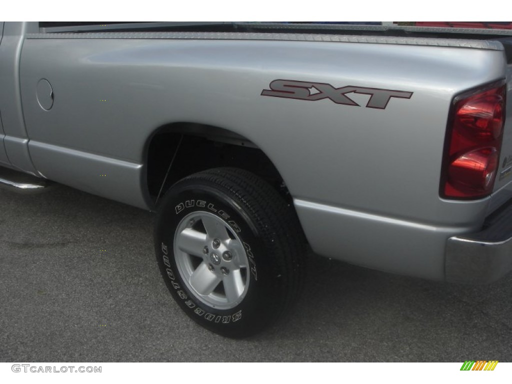 2008 Ram 1500 SXT Regular Cab 4x4 - Bright Silver Metallic / Medium Slate Gray photo #20