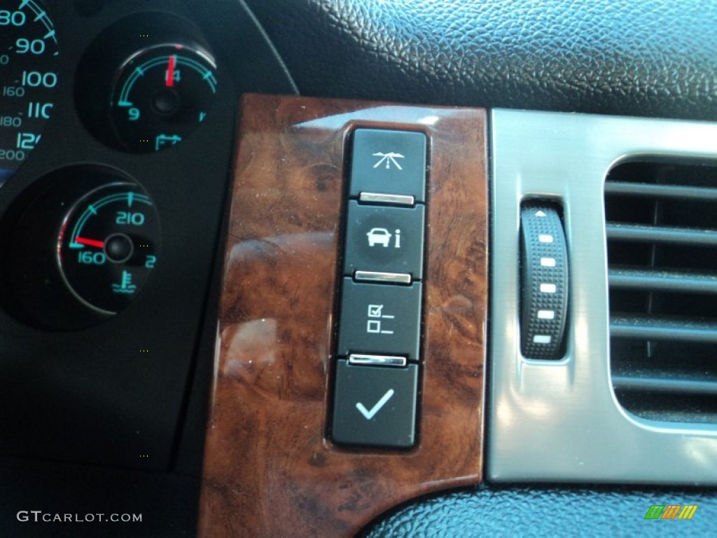 2008 Silverado 3500HD LTZ Crew Cab 4x4 Dually - Summit White / Ebony photo #14