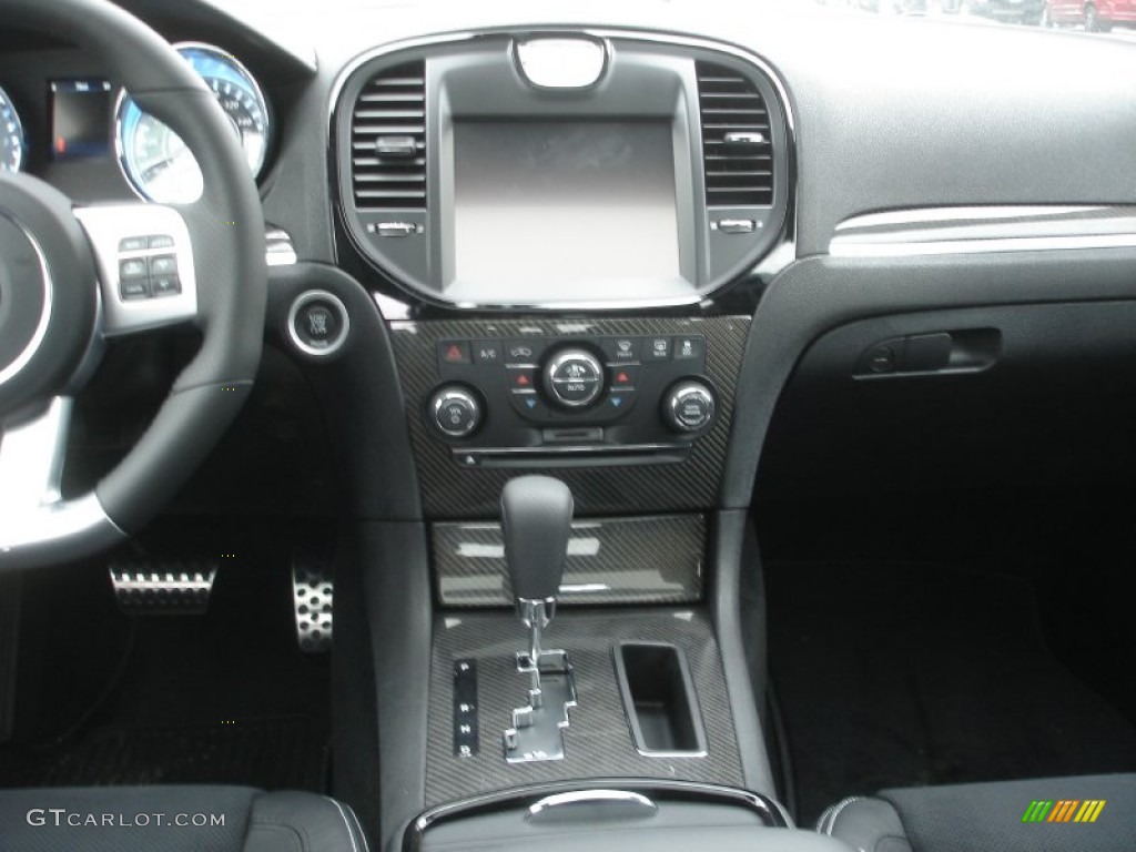 2013 Chrysler 300 SRT8 Controls Photo #72722333