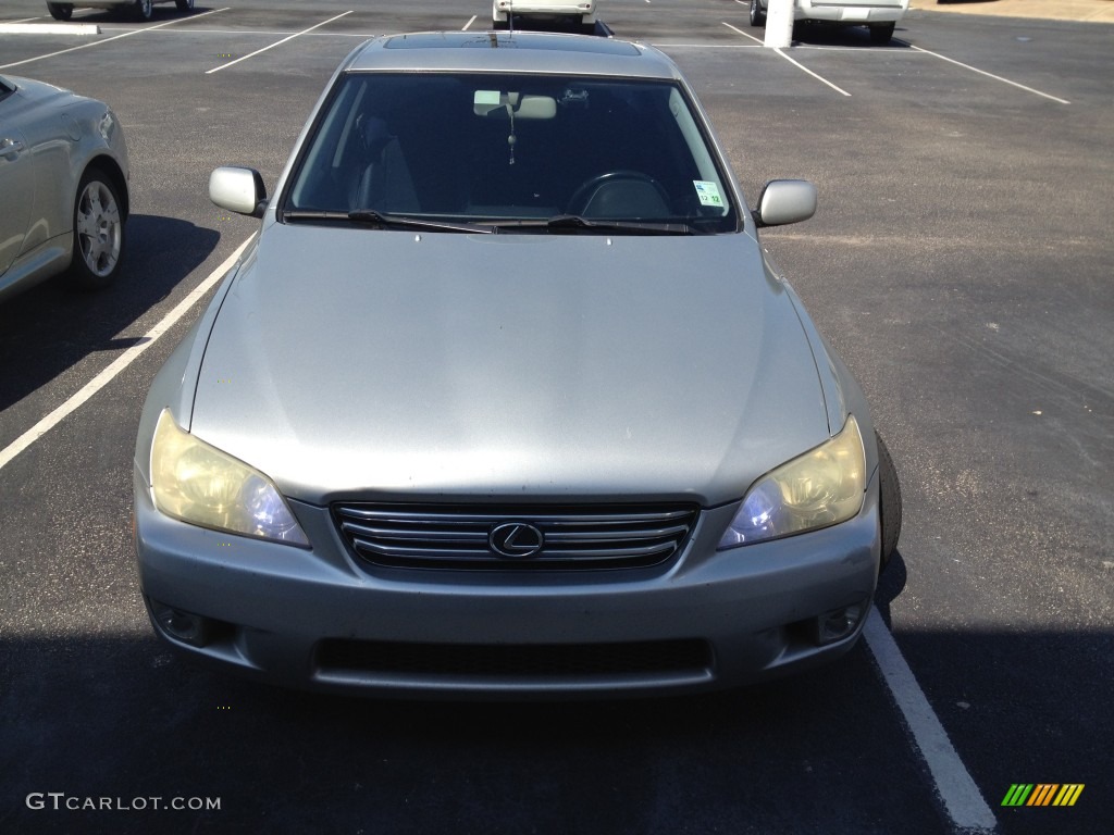 2003 IS 300 Sedan - Millennium Silver Metallic / Black photo #1