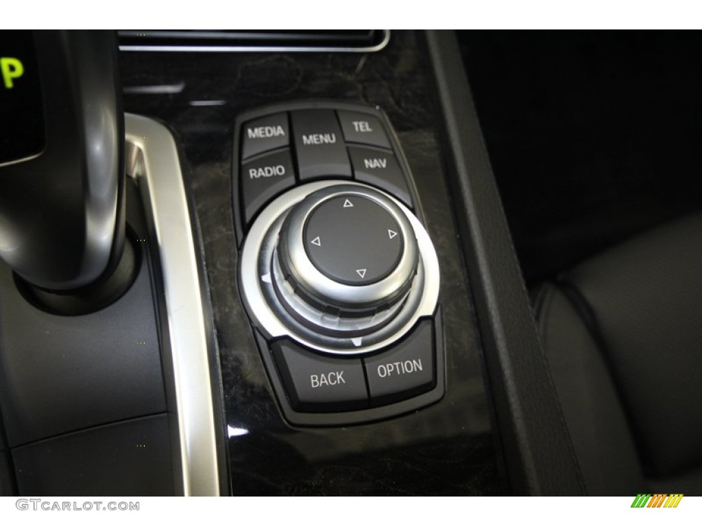 2013 BMW 7 Series 740Li Sedan Controls Photo #72722771