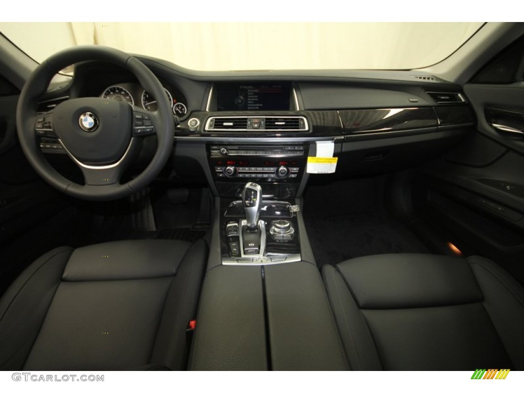 2013 BMW 7 Series 740i Sedan Black Dashboard Photo #72724271