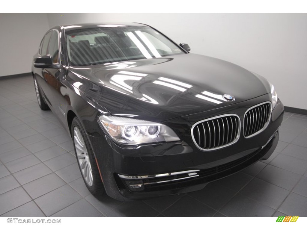 2013 7 Series 740i Sedan - Black Sapphire Metallic / Black photo #5