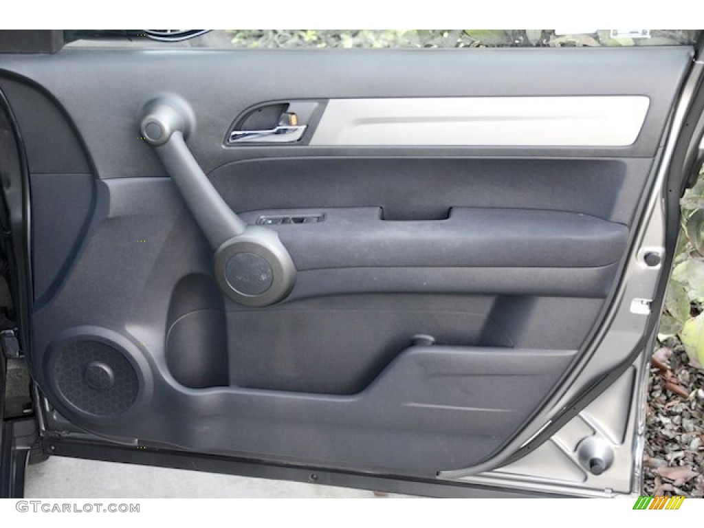 2010 Honda CR-V LX Gray Door Panel Photo #72724732