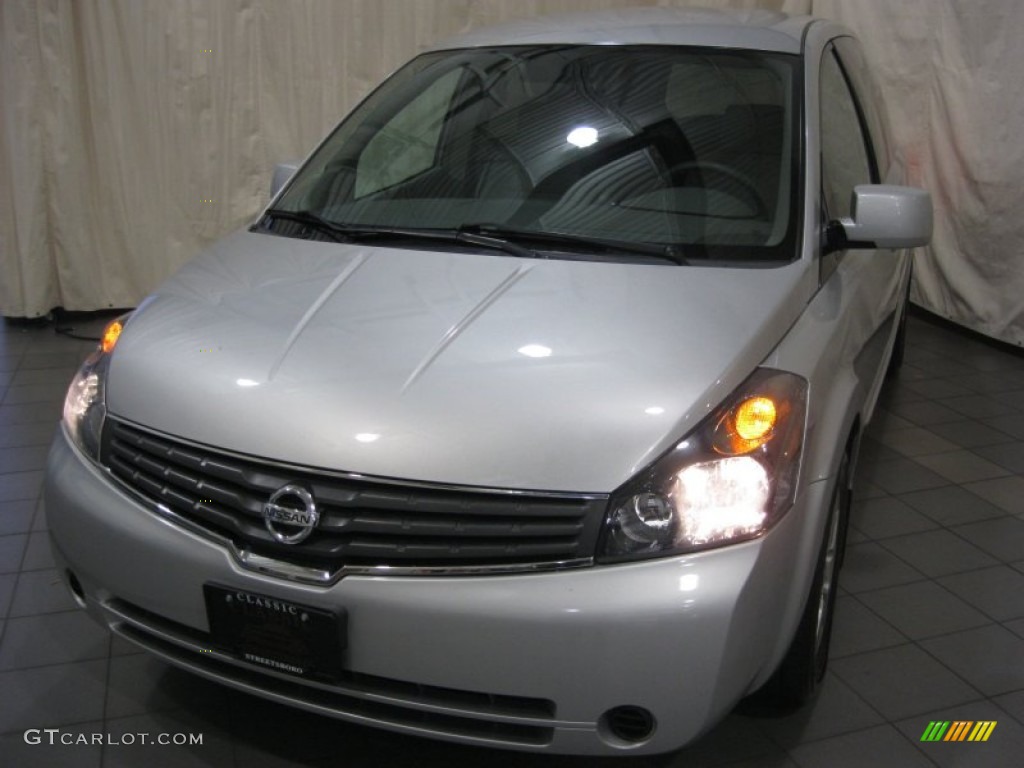 Radiant Silver Nissan Quest