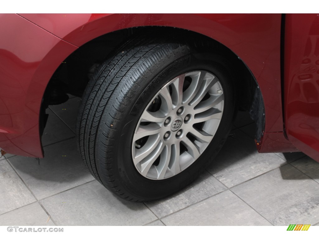 2011 Sienna XLE - Salsa Red Pearl / Light Gray photo #27